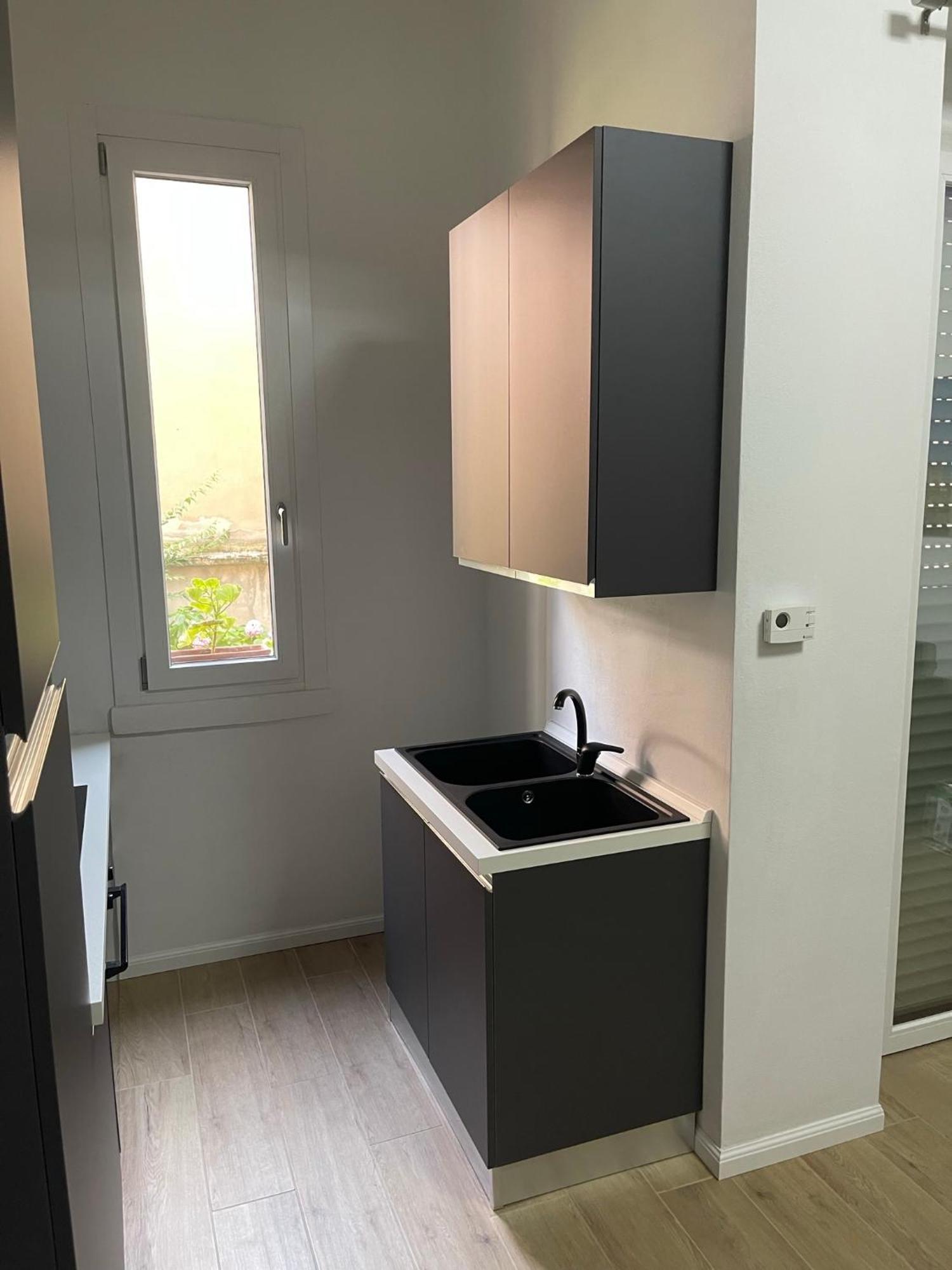 Ampio Bilocale Zona Navigli Διαμέρισμα Μιλάνο Εξωτερικό φωτογραφία